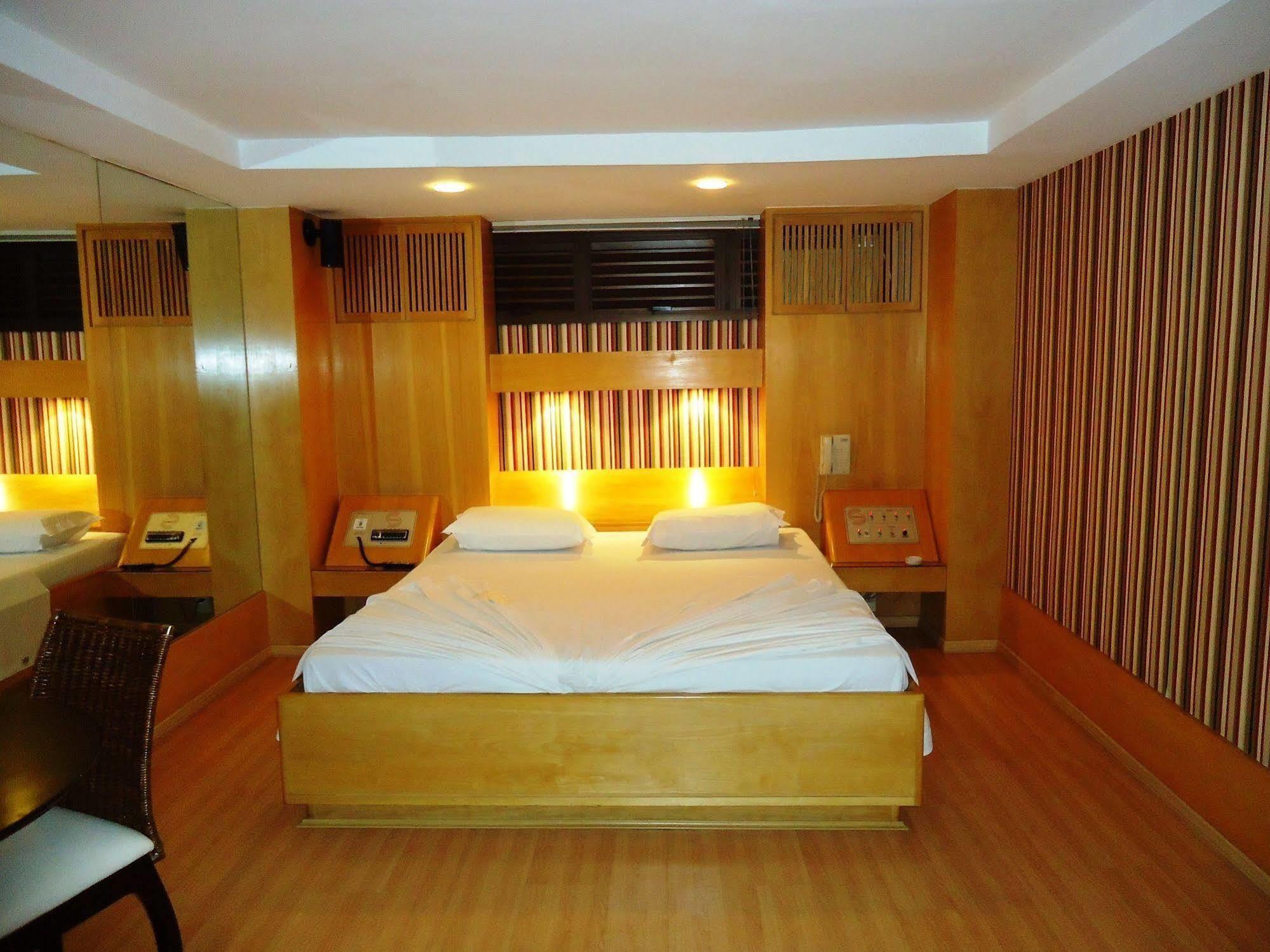 Motel Sunny (Adults Only) Belo Horizonte Eksteriør billede