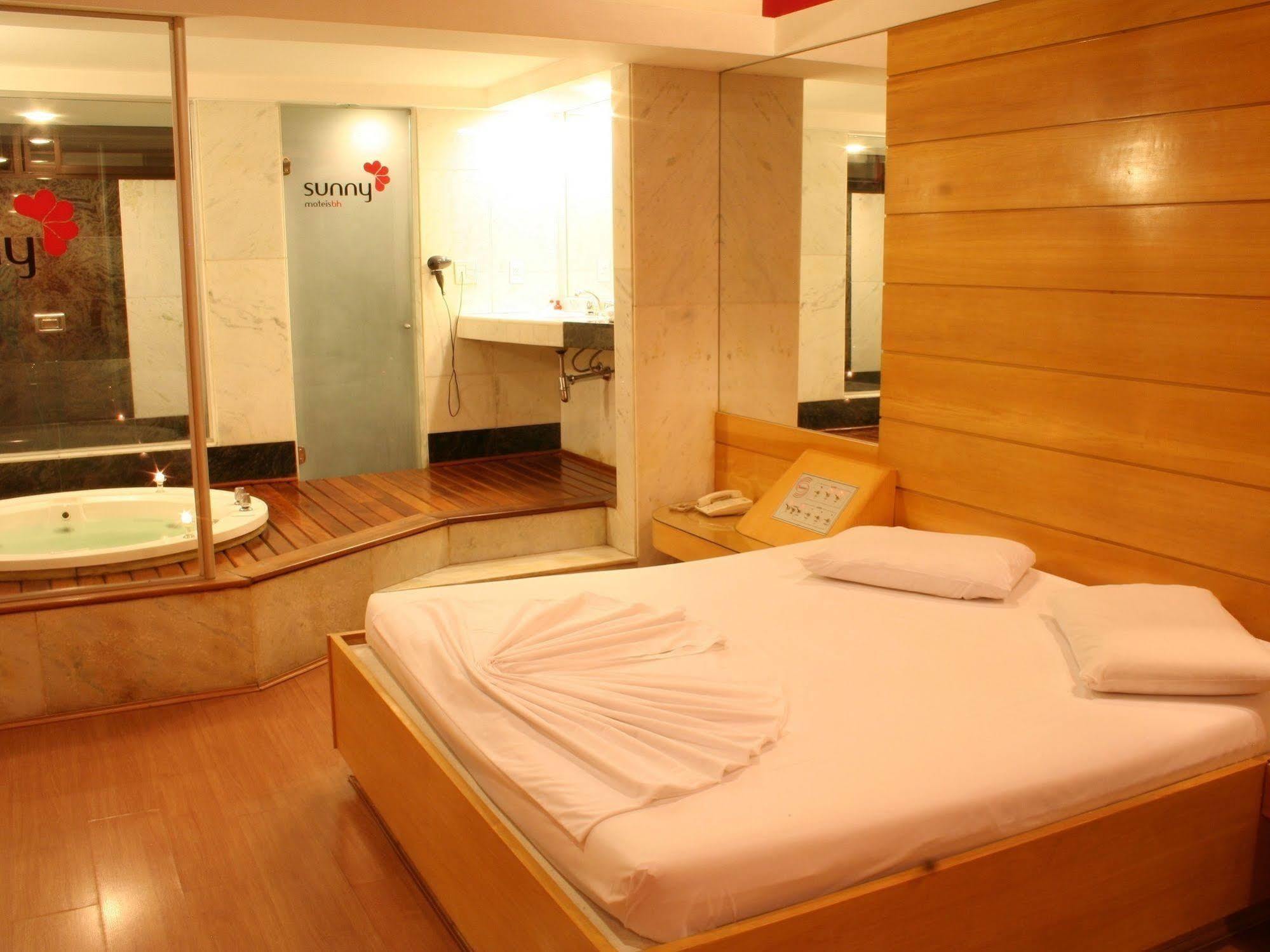 Motel Sunny (Adults Only) Belo Horizonte Eksteriør billede